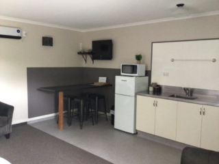 Fiordland Great Views Park Motel Studio